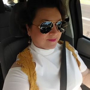 Meet your Posher, Tracy